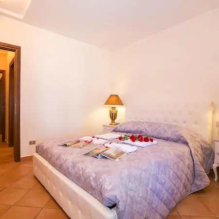 Sleeps 5